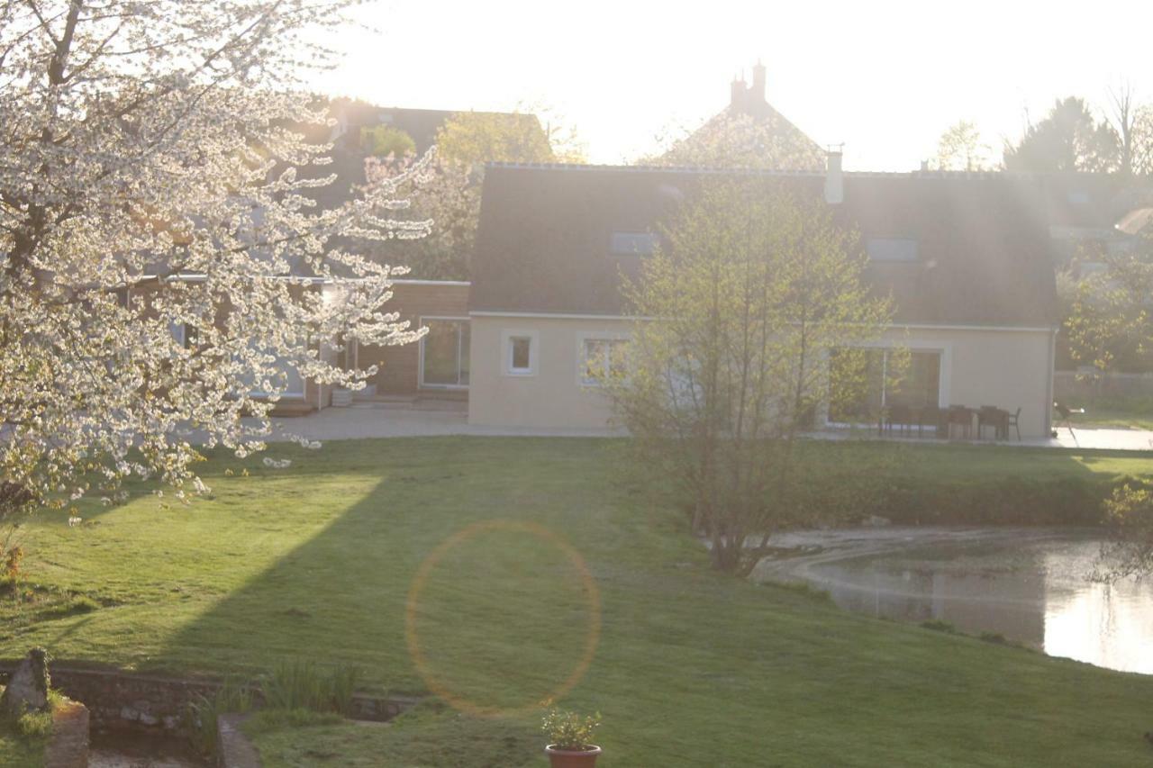ホテルLa Cour Du Moulin Mer エクステリア 写真